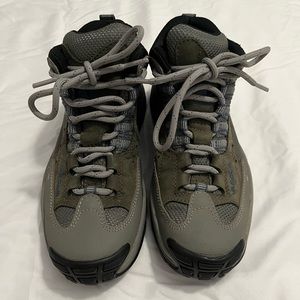 Vasque Gore-Tex Hiking Boots Grey Kids 7